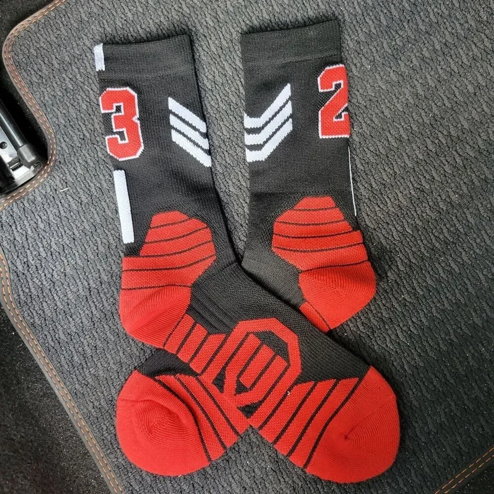 New crew socks Chicago Bulls colors. Jordan 23 Socks!